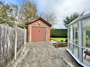 Photo 23- click for photo gallery